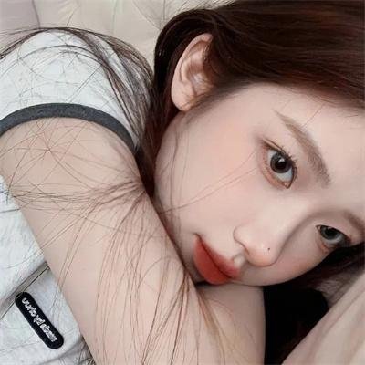 拉. 拉